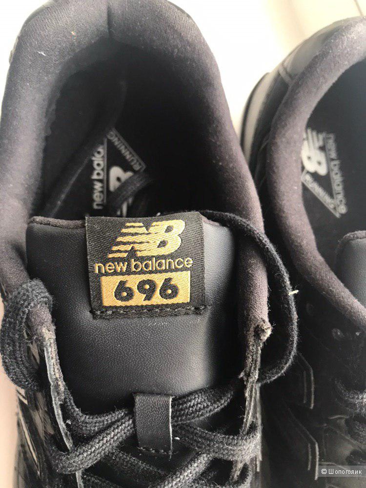 Кроссовки New Balance модель 696, размер 40