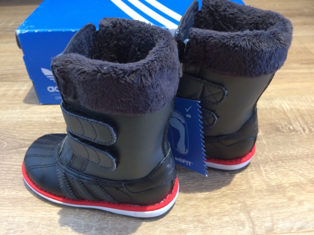 Сапожки Аdidas, 22