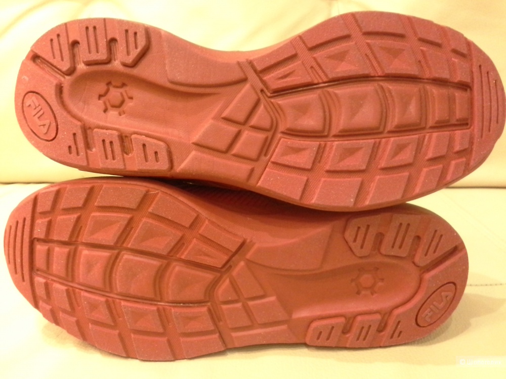 Кроссовки FILA, размер 38.