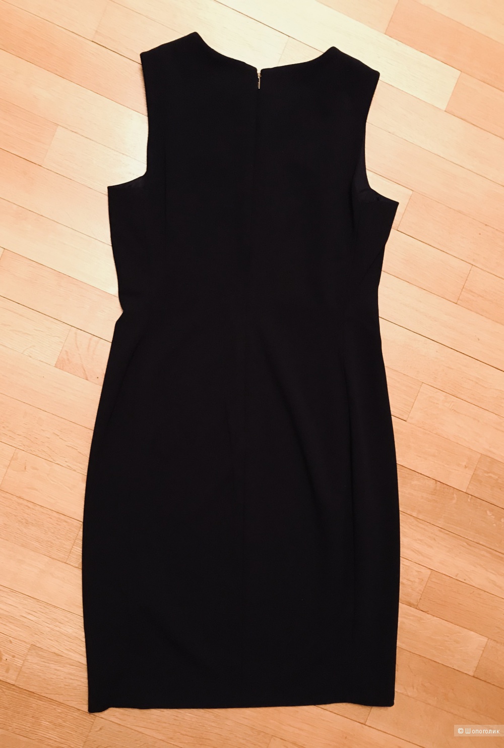 Платье футляр DKNY S ( 44 - 46)