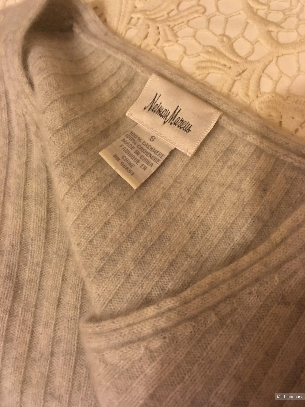 Пуловер Neiman Marcus xs -s