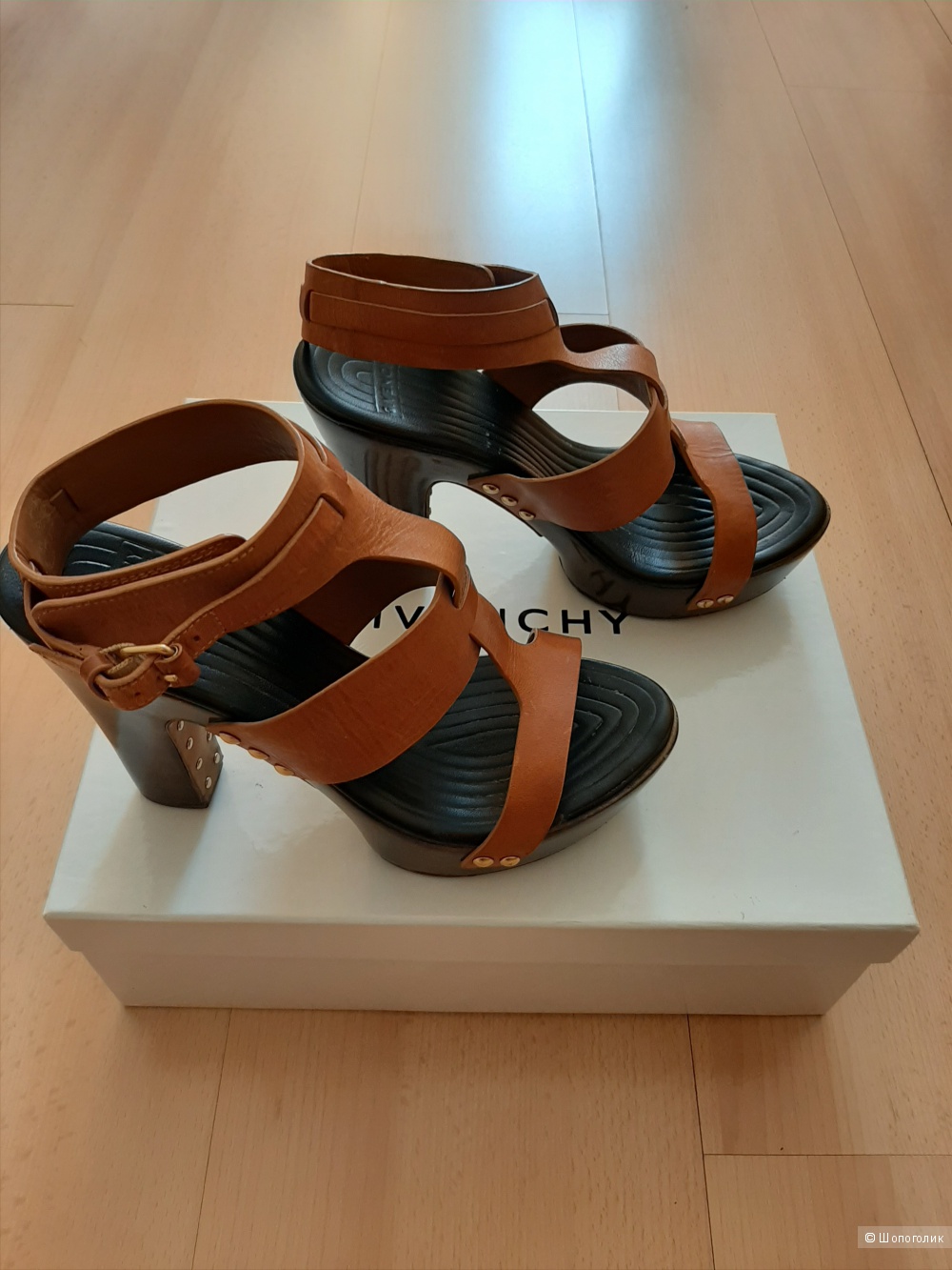 Босоножки GIVENCHI размер 37 IT