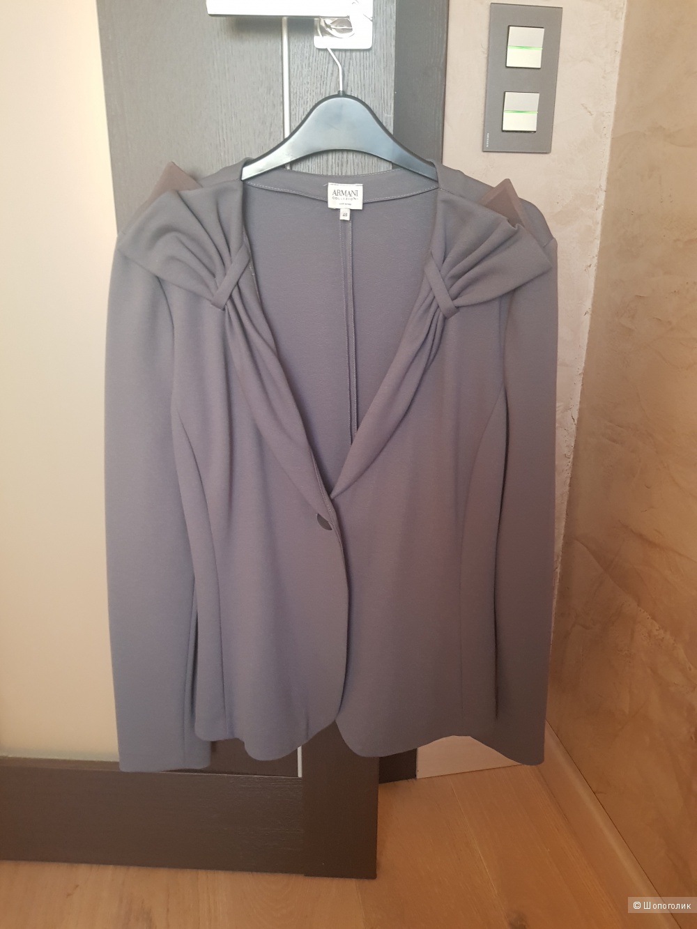 Жакет Armani, 48 размер