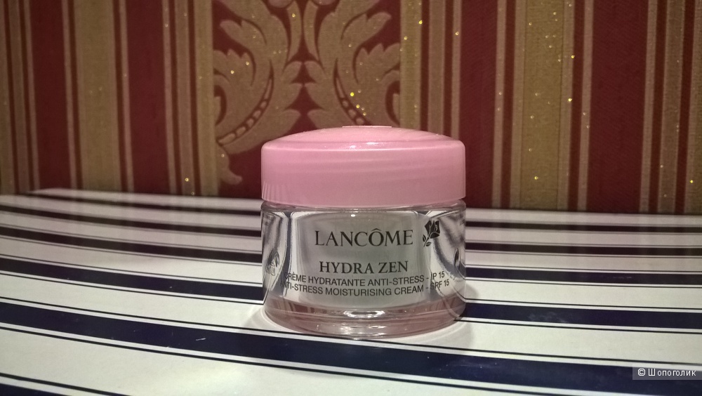Lancome Hydra Zen Увлажняющий, успокаивающий крем SPF 15 для всех типов кожи 15 мл