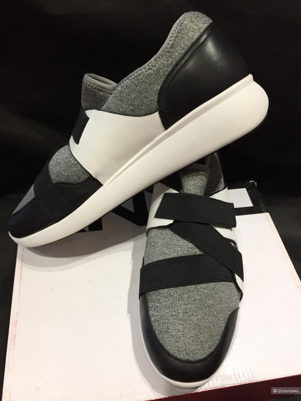 DKNY женские кроссовки р.41