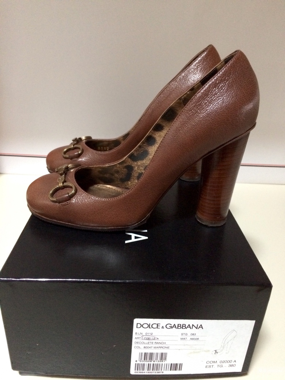 Туфли Dolce &Gabbana р.38 в подарок крем Eucerin