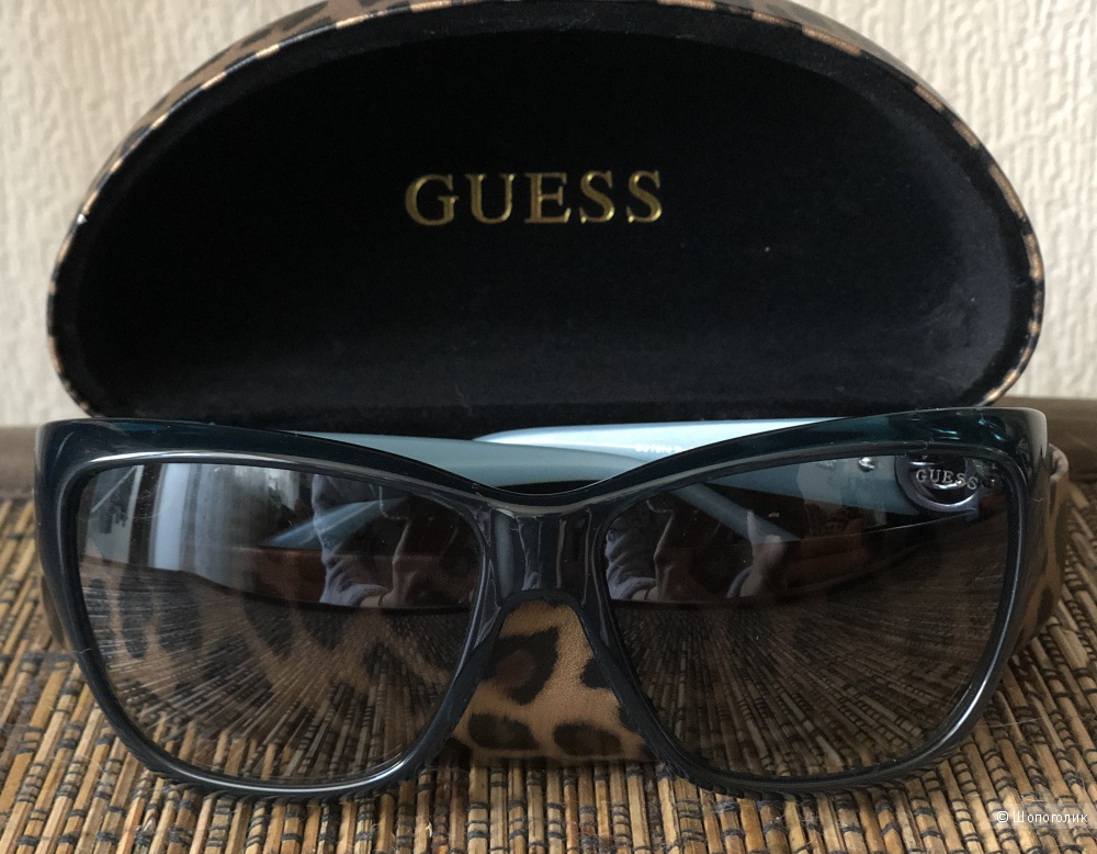 Женские очки Guess