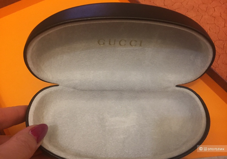 Солнцезащитные очки Gucci