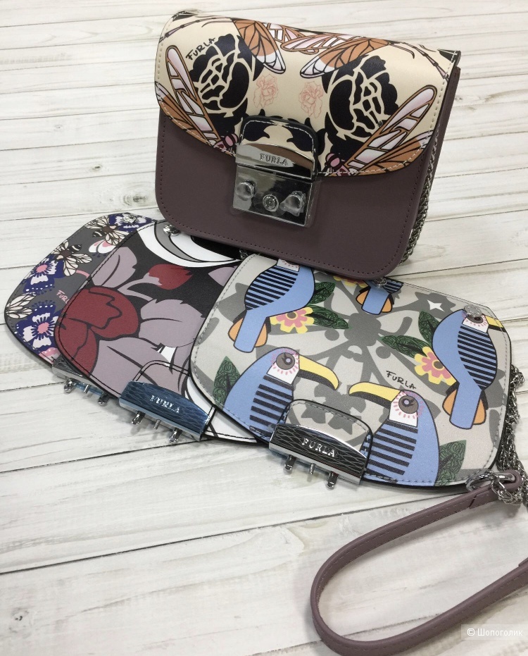 Сумка Furla, размером 18/14 см