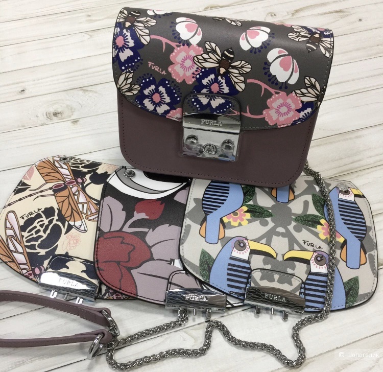 Сумка Furla, размером 18/14 см