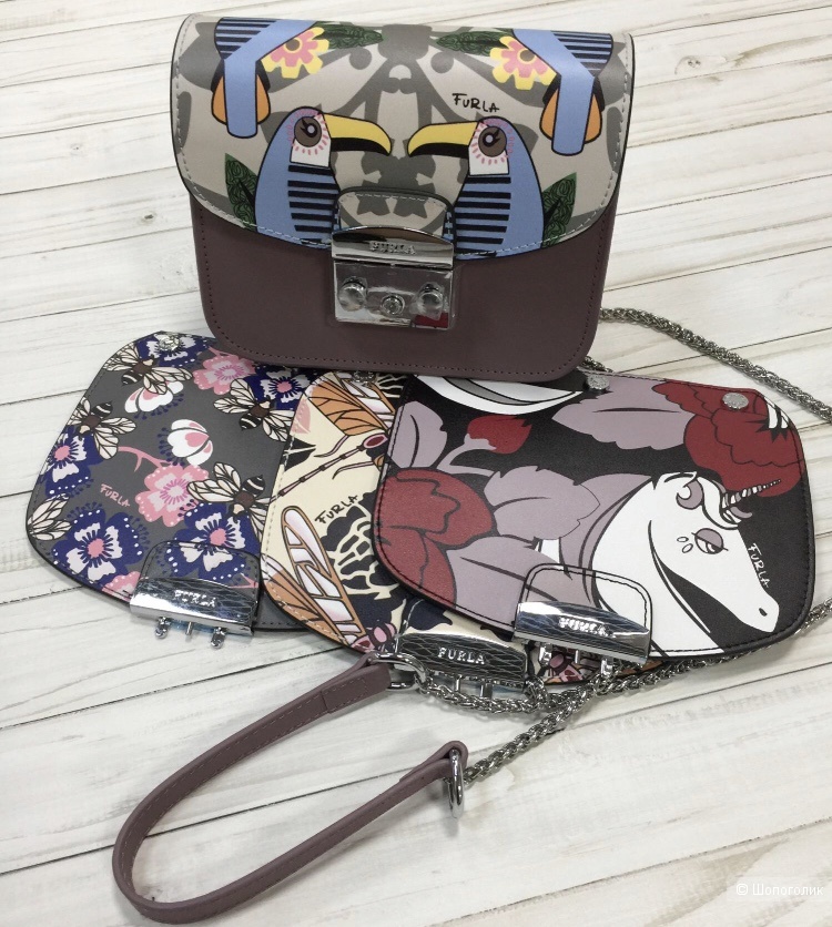Сумка Furla, размером 18/14 см