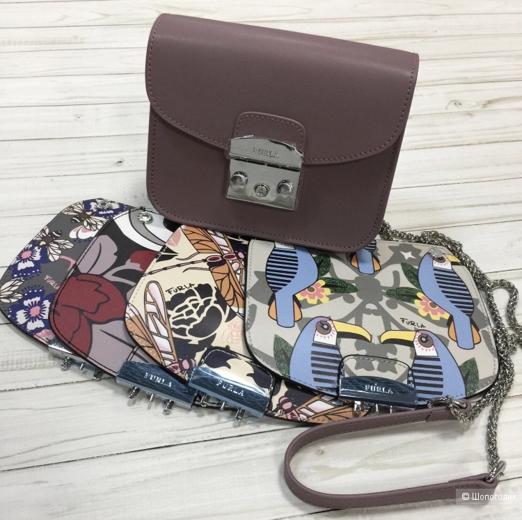 Сумка Furla, размером 18/14 см