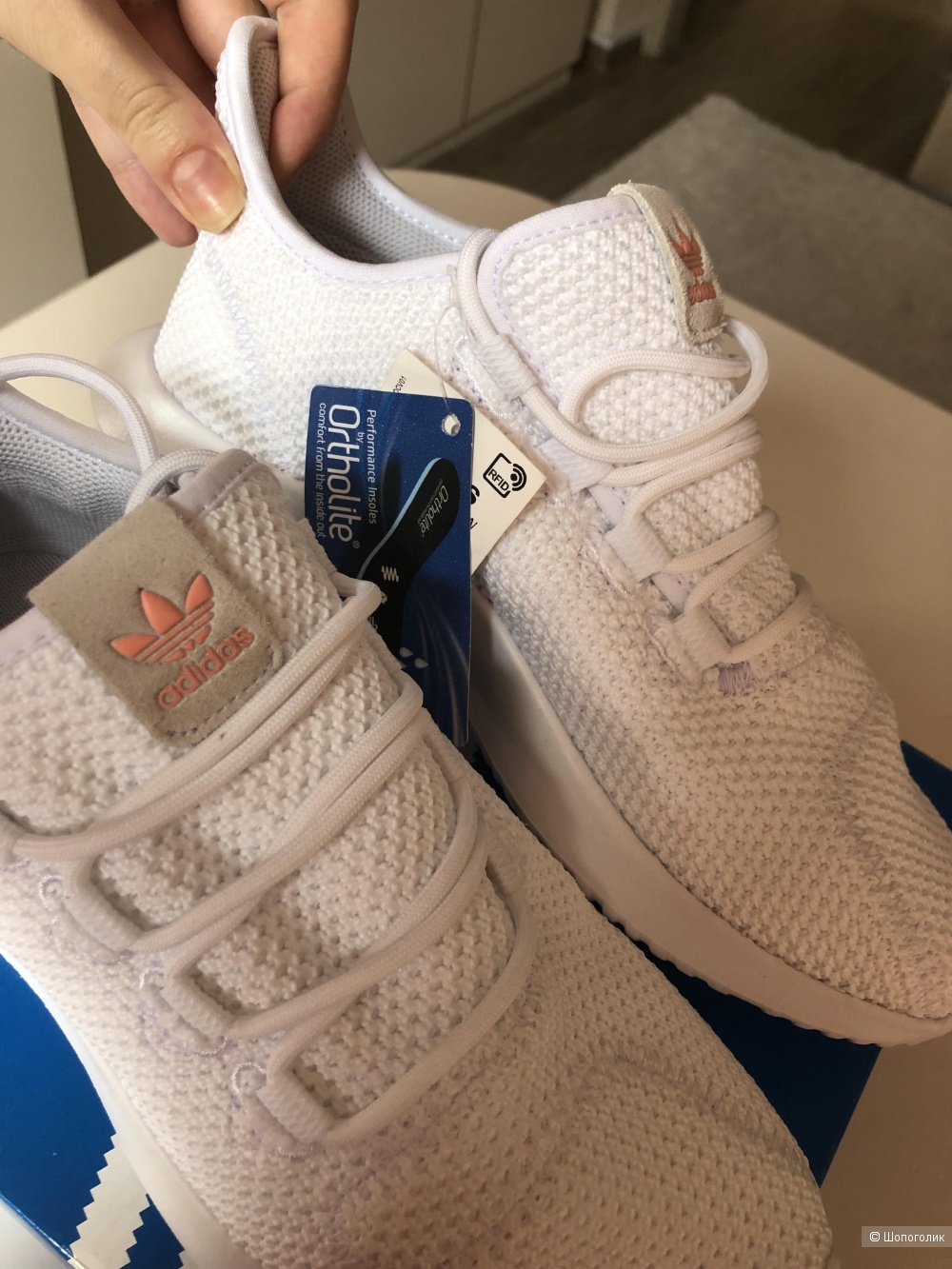 Абсолютно новые КРОССОВКИ женские ADIDAS, 37,5