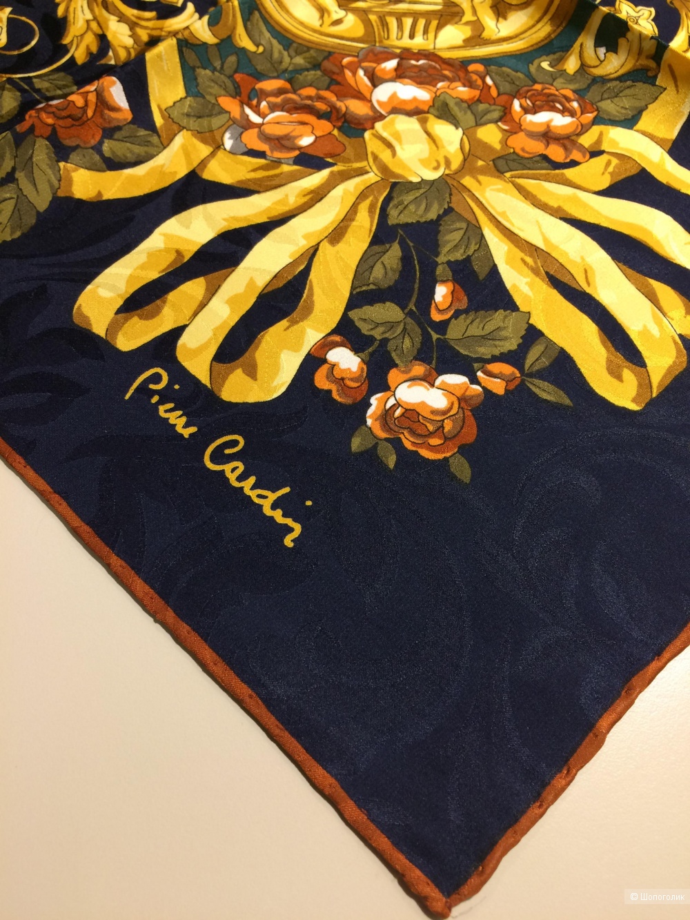 Шелковый платок Pierre Cardin 85x85