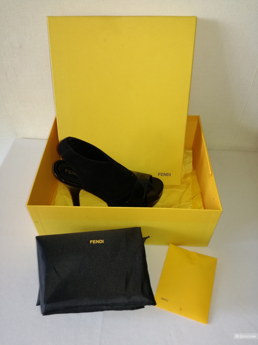 Босоножки Fendi 37 размер