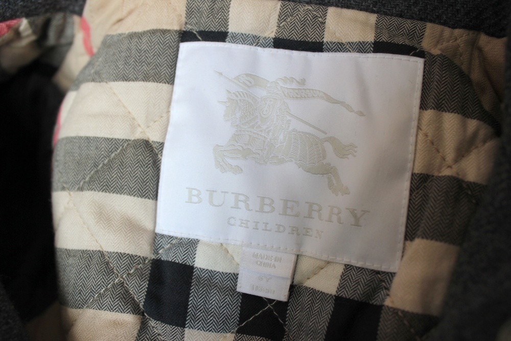 Шерстяное пальто Burberry для девочки, рост 116, 6 лет