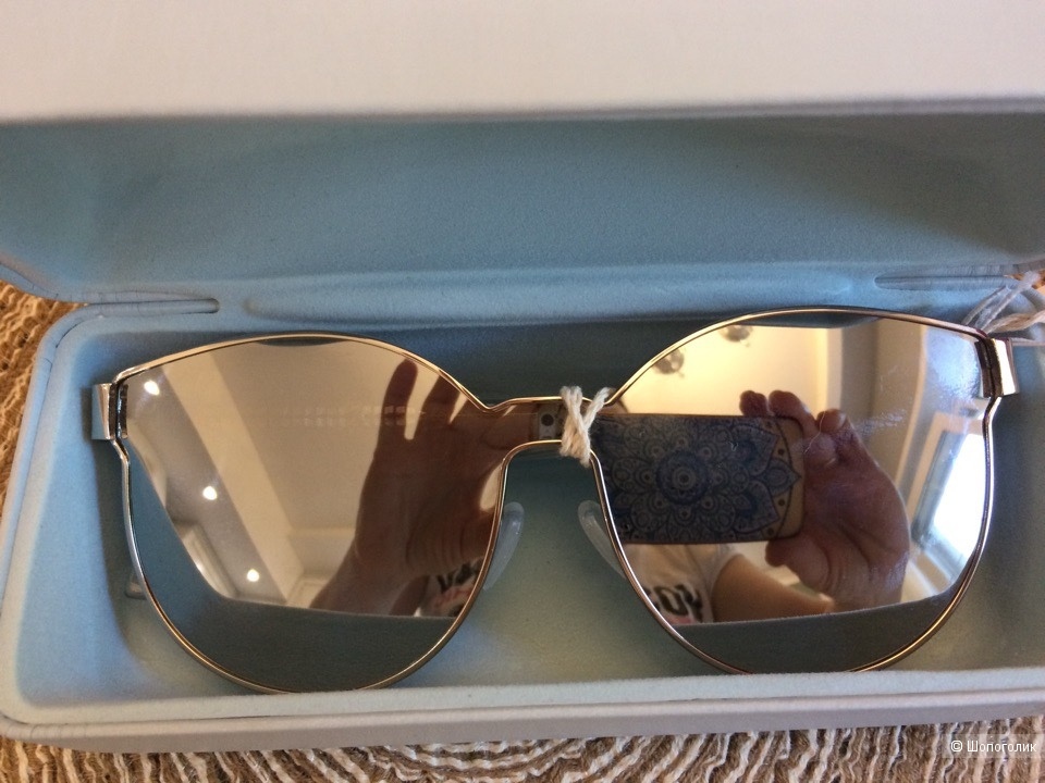 Солнцезащитные очки KAREN WALKER.