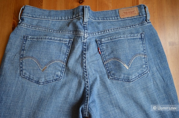 Джинсы Levi's, размер 6US Short