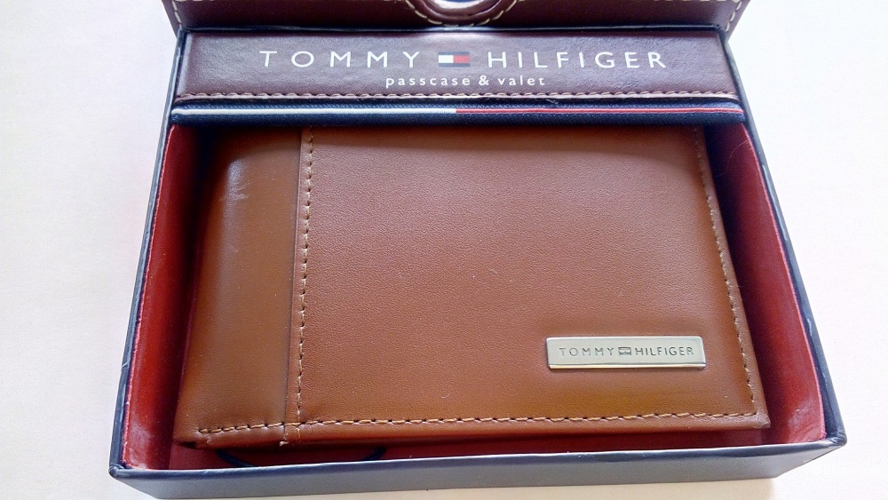 Портмоне кошелёк Tommy Hilfiger, one size