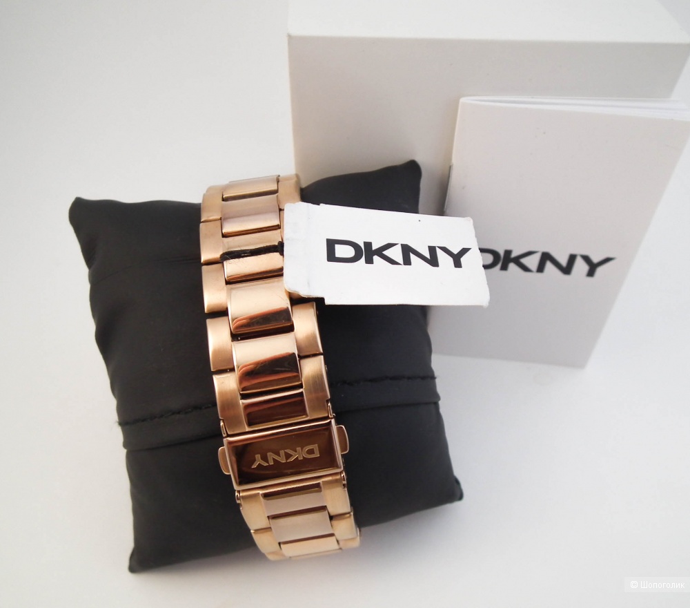 Часы DKNY