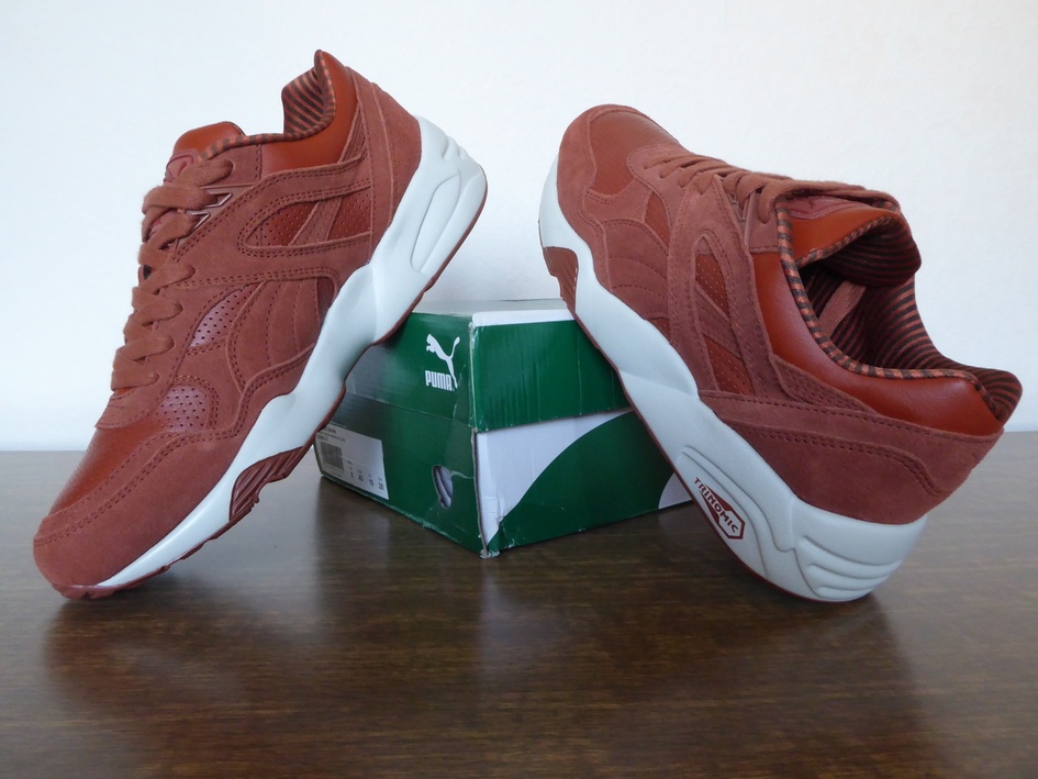 Кроссовки Puma R698 (размер US10)