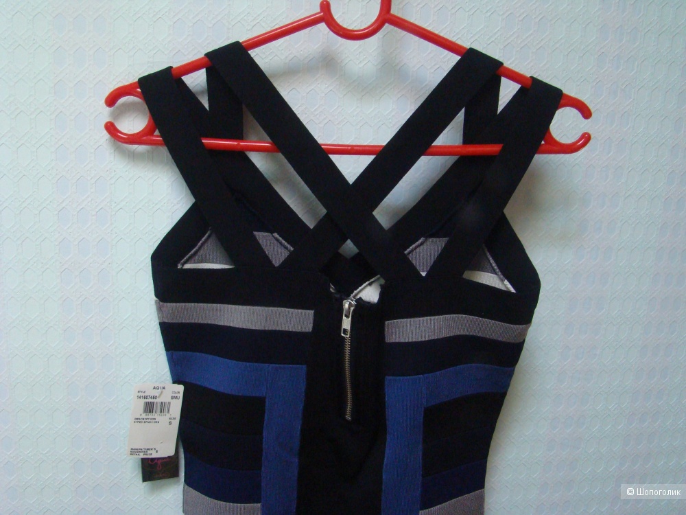 Платье-бандаж бренда AQUA  размер  S