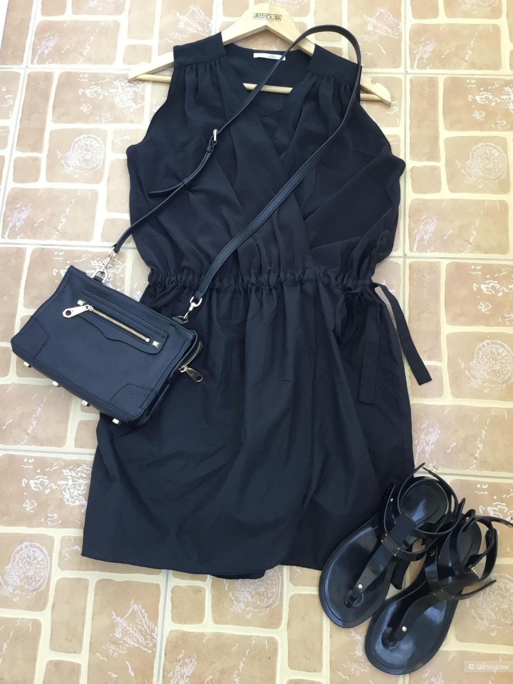 Платье Uniqlo 44-46 размер