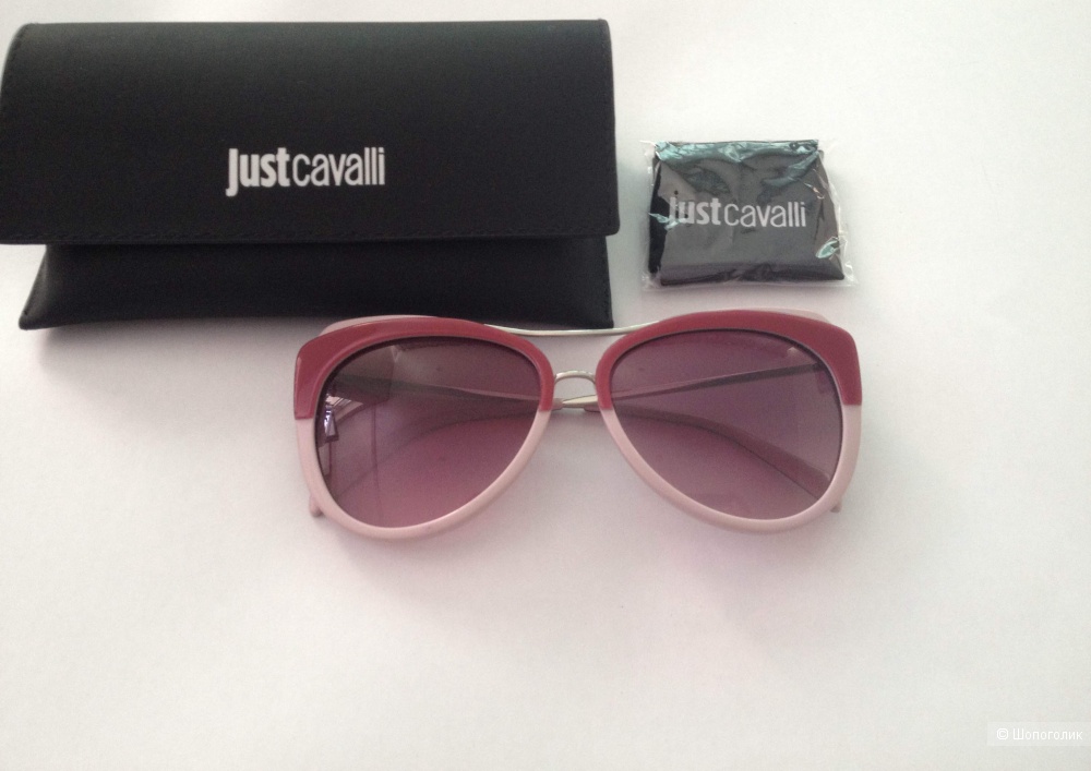 Солнцезащитные очки Just Cavalli