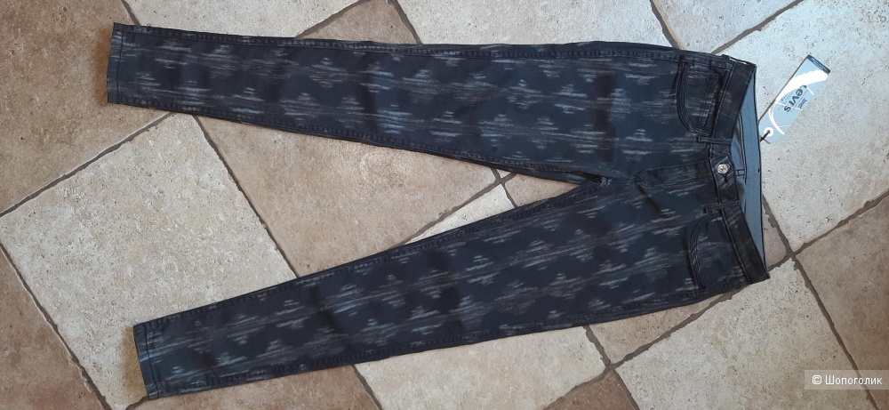 Двустронние джинсы Levis, 27