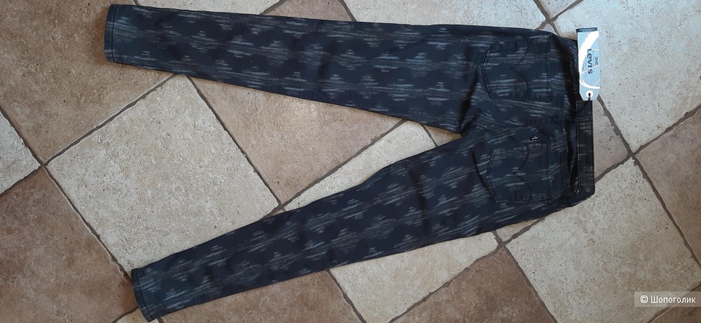 Двустронние джинсы Levis, 27
