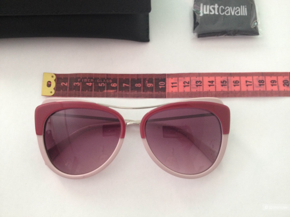 Солнцезащитные очки Just Cavalli