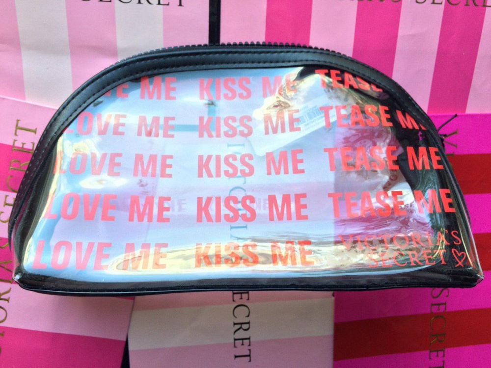 Косметичка Victoria's Secret