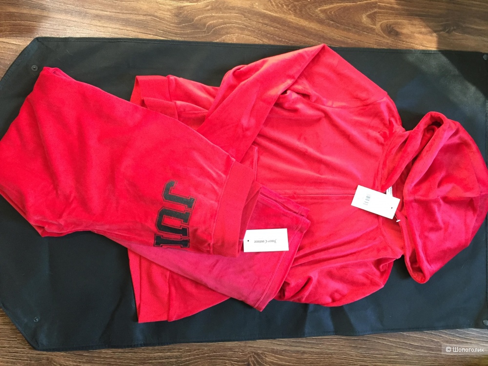 Juicy Couture вилюровый костюм р. М