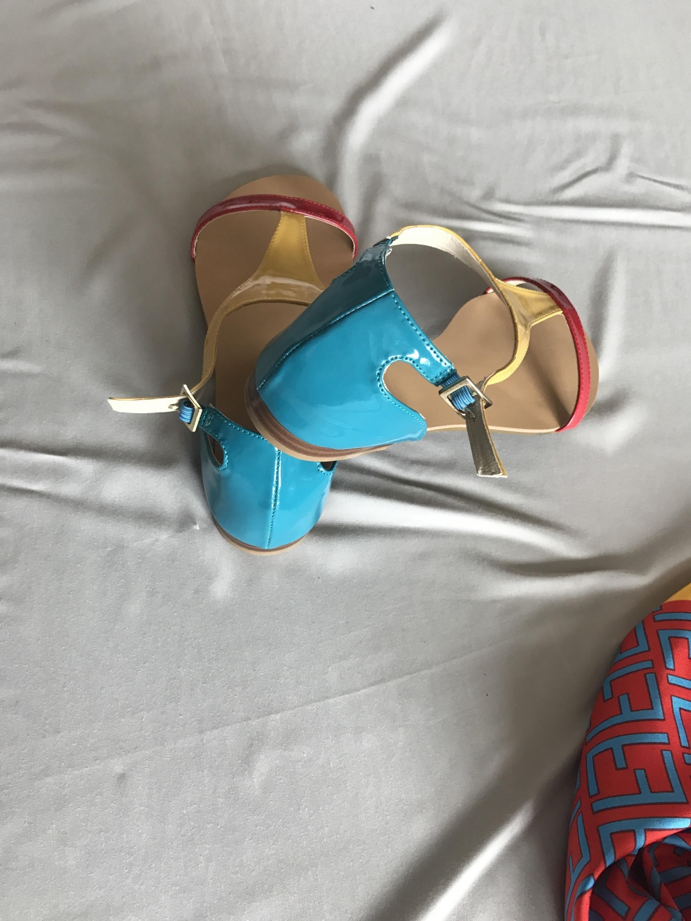 Босоножки Multicolors размер 40