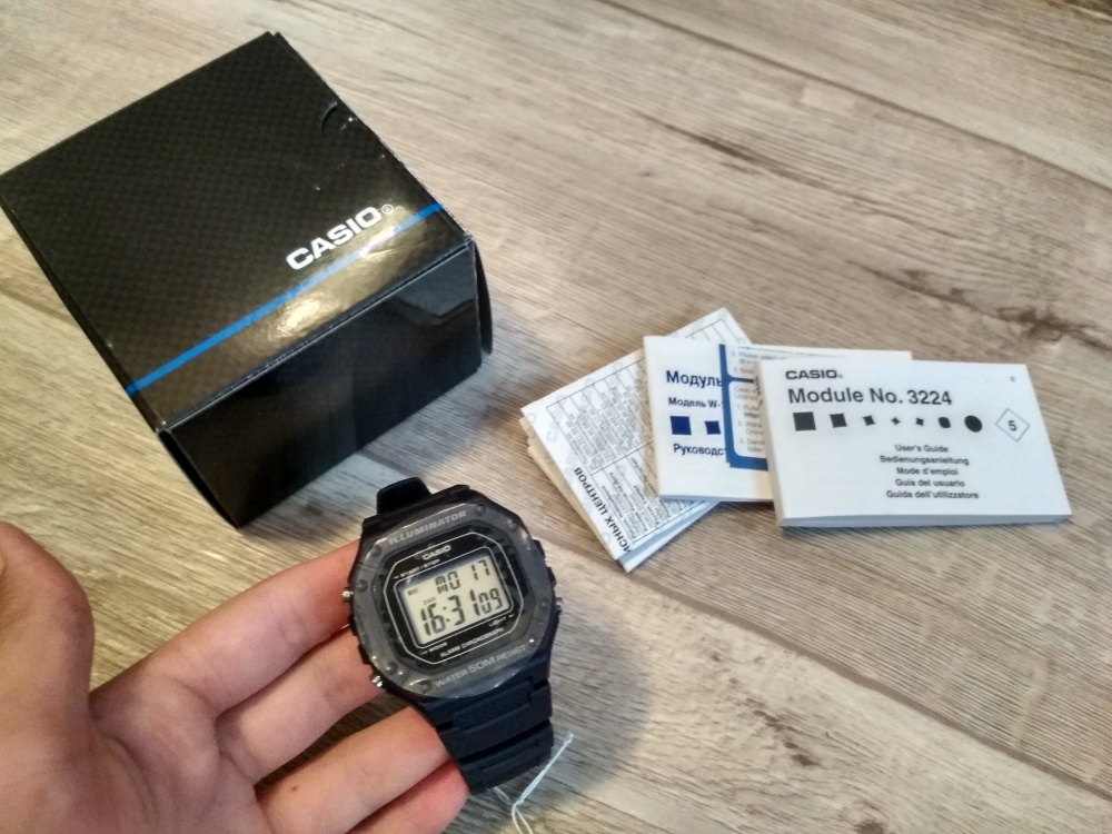 Часы Casio