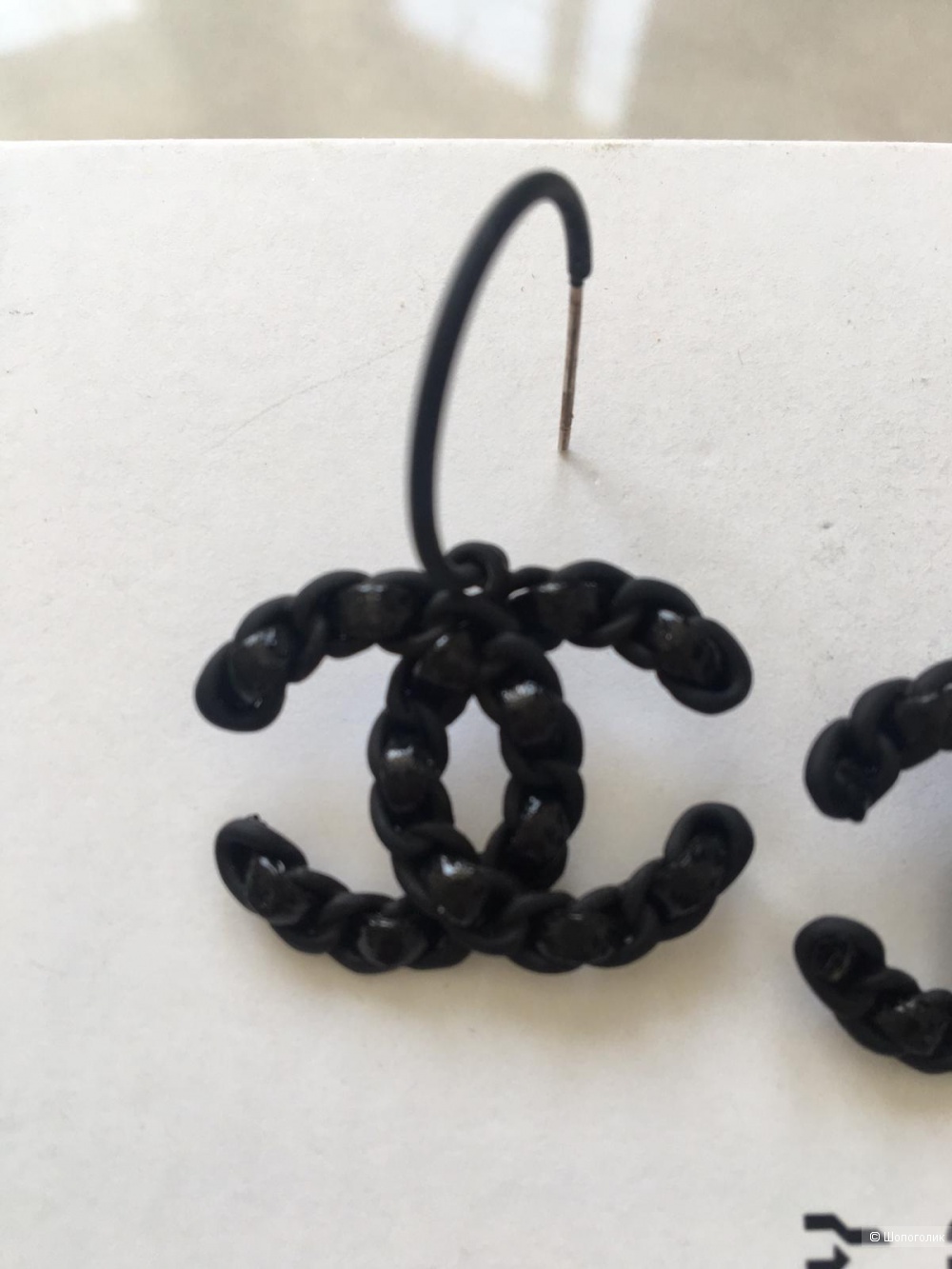 Серьги стиль Chanel, длина 3,5 см.