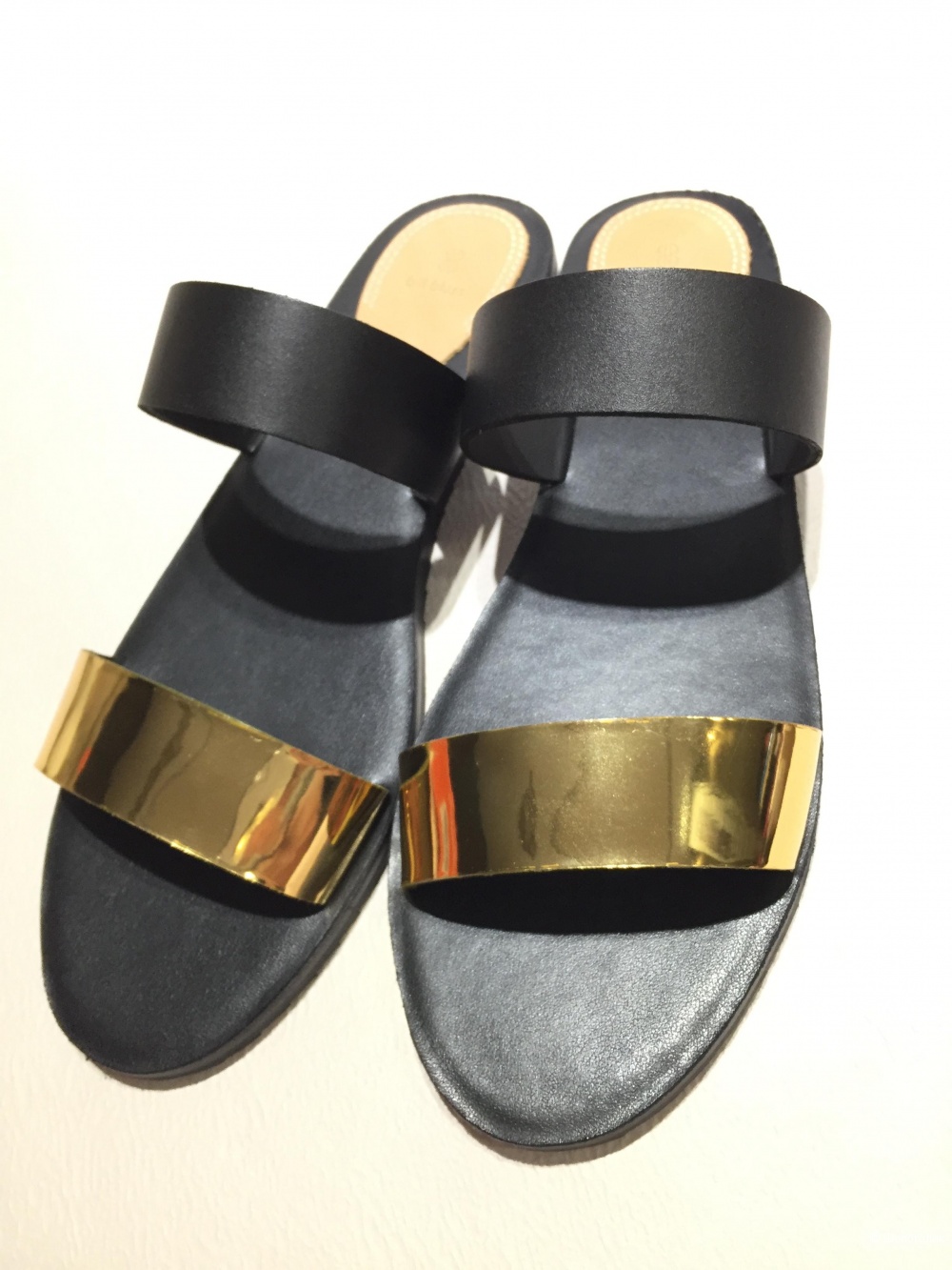 Сандалии BILL BLASS. р.38.5