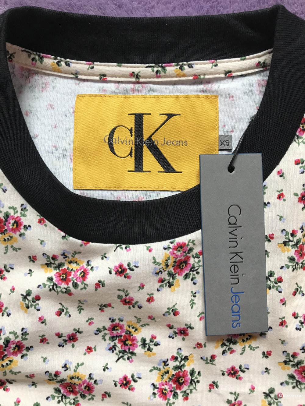 Футболка Calvin Klein XS