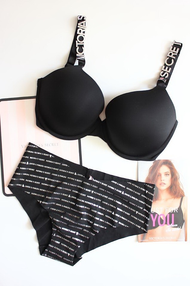 Комплект Victoria's Secret бюстгальтер 34DD (75Е) и трусики (М)