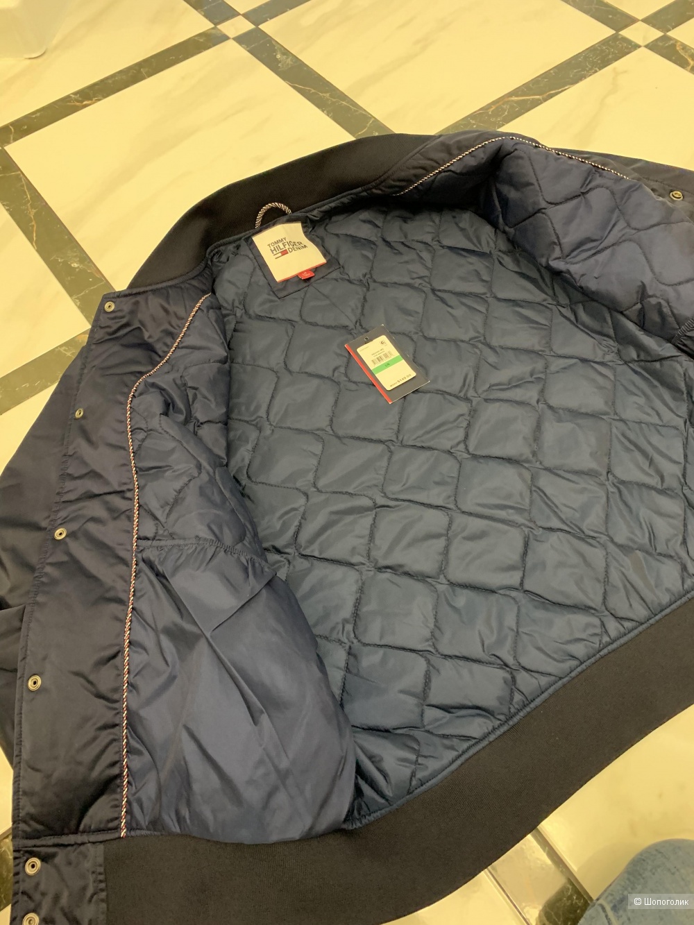 Бомбер Tommy Hilfiger р.L(52-54)