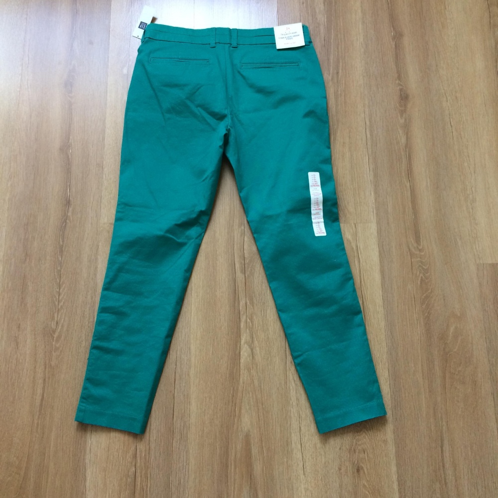 Брюки GAP Slim city khaki р-р 2 reg (42 рус)