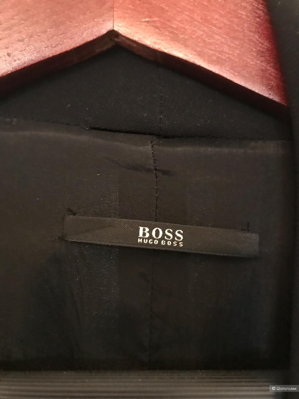 Hugo Boss платье L