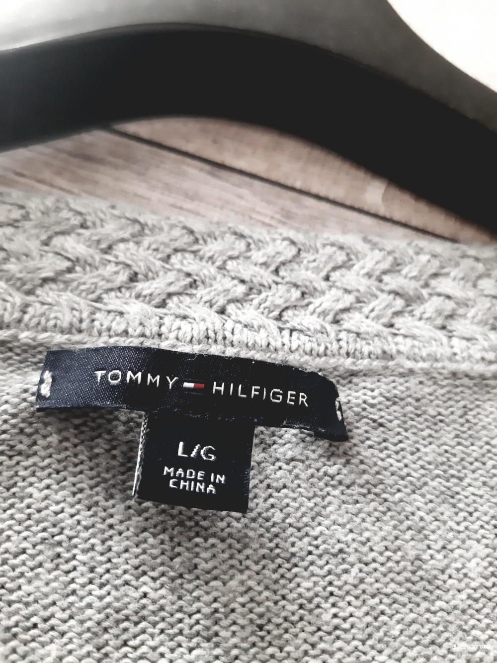 Джемпер  Tommy Hilfiger, размер L