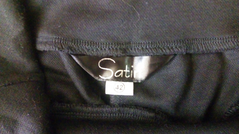 Брюки бананы Satin размер 42 (s)