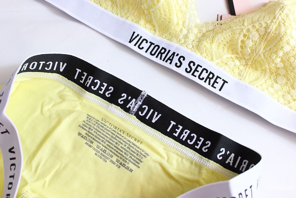 Комплект Victoria's Secret бралетт и трусики, размер М