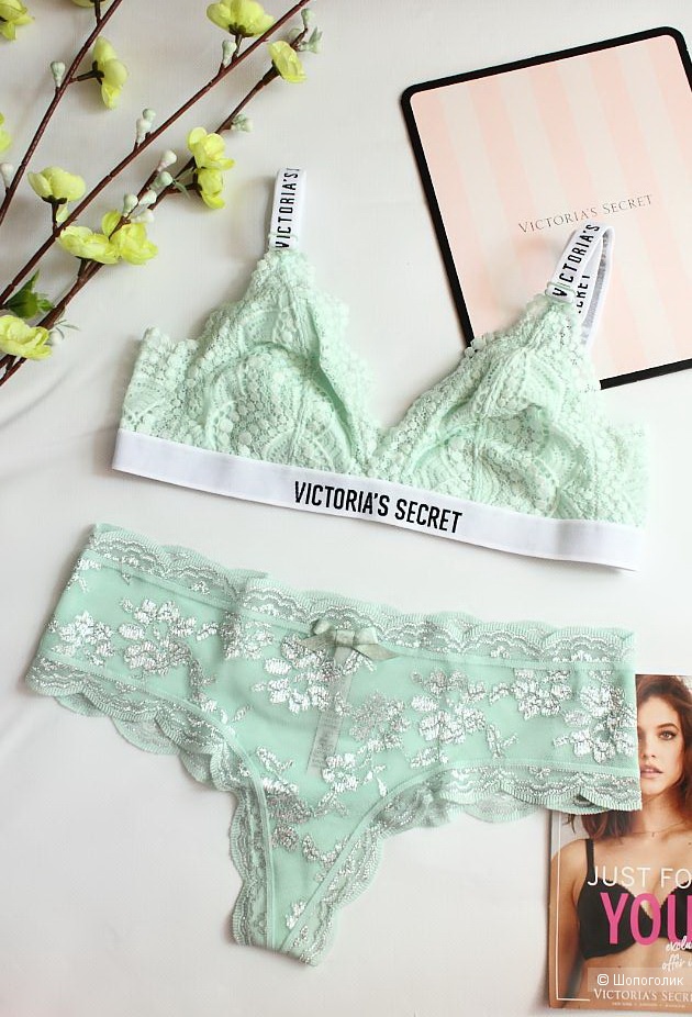 Комплект Victoria's Secret бралетт и трусики, размер S