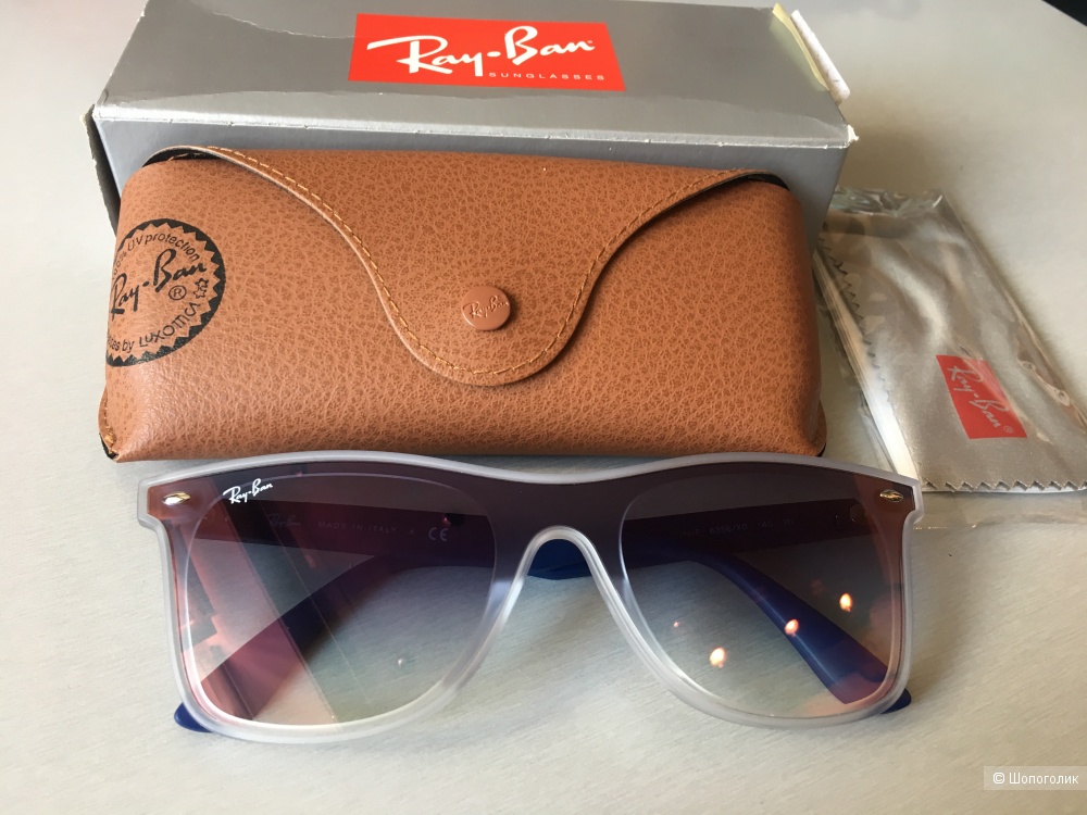 Солнцезащитные очки Ray Ban унисекс