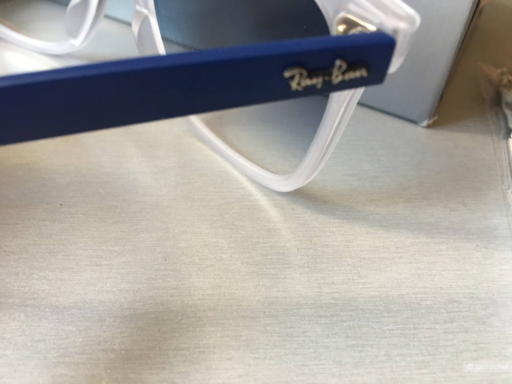 Солнцезащитные очки Ray Ban унисекс