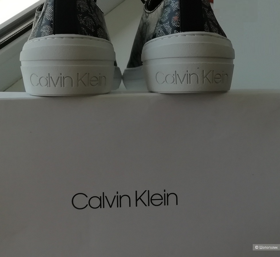 Кеды Calvin Klein размером 10 US (43EUR)