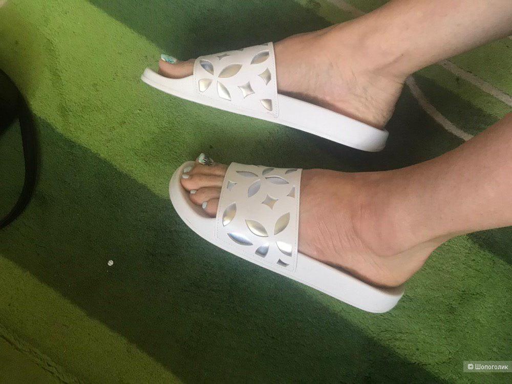 Слайды MICHAEL KORS, размер 40